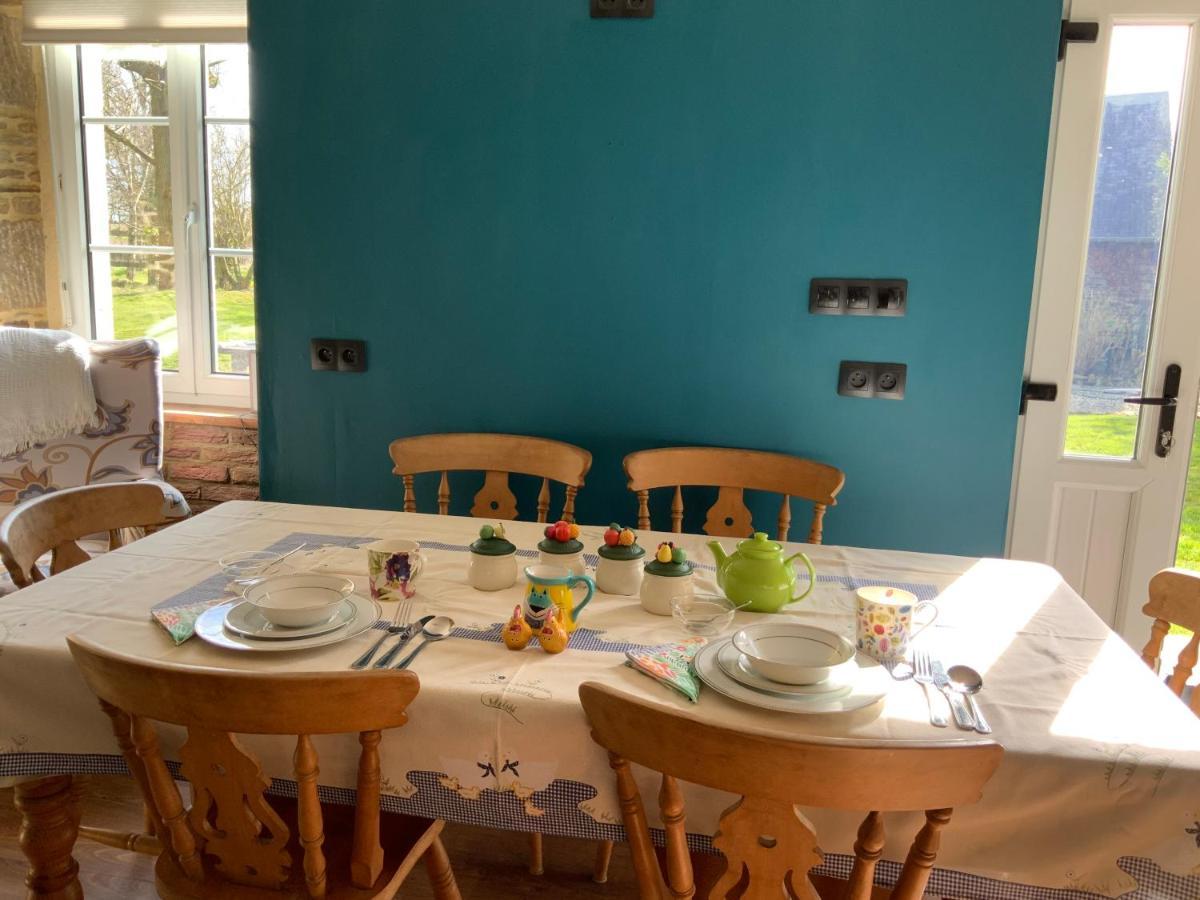 Welcoming And Peaceful Bed And Breakfast Fougerolles-du-Plessis Экстерьер фото